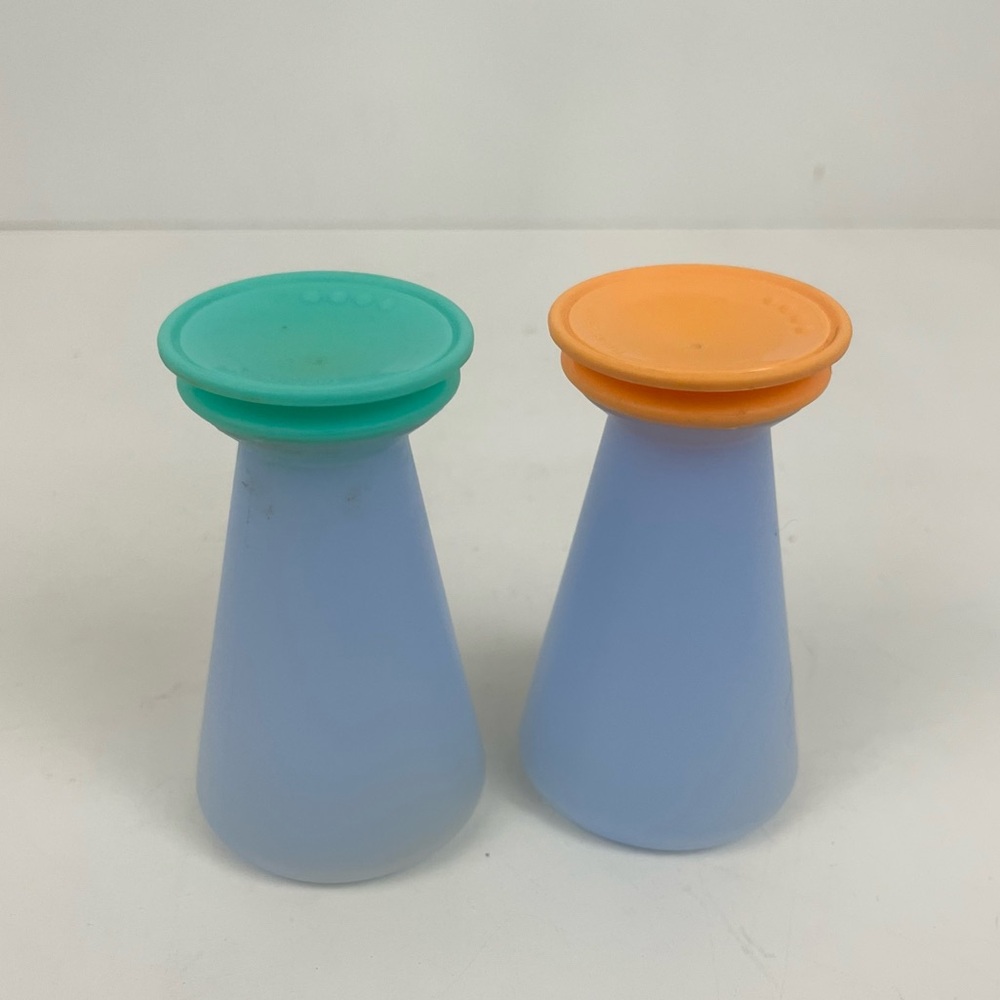 Vintage Tupperware Impressions Salt and Pepper Shakers Green Orange Blue Set - Picture 4 of 16